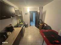 Garsoniera 38 mp utili,hol patrat , parter\/3,CENTRU- Sala Polivalent