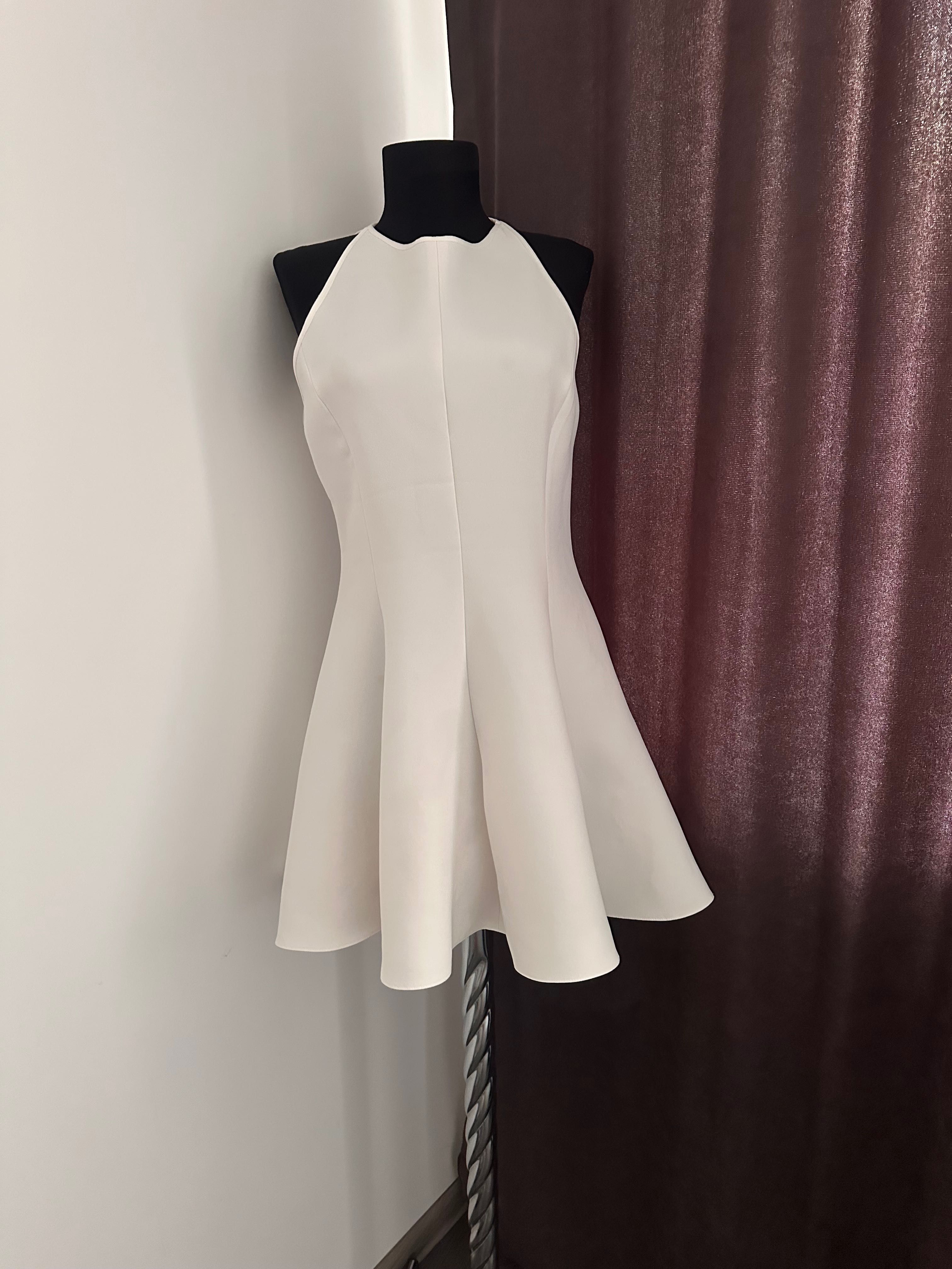 Къси Дамски Рокли, Zara