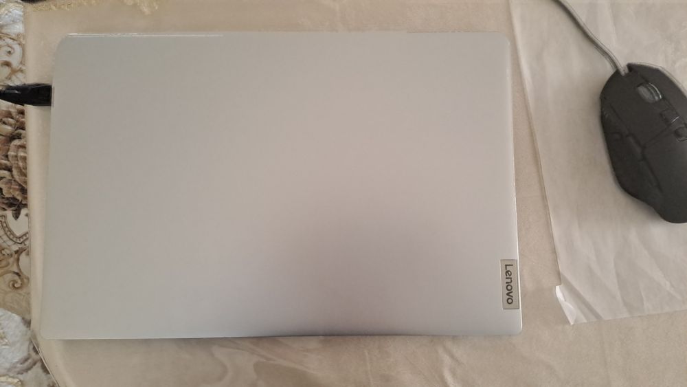 Lenovo IdeaPad 1 Yangi pul zaril kelishamiz