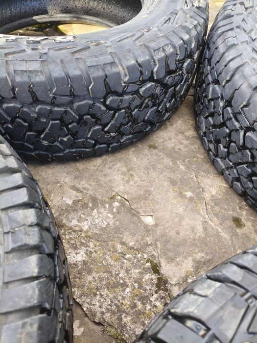 Продавам гуми 205/70/15