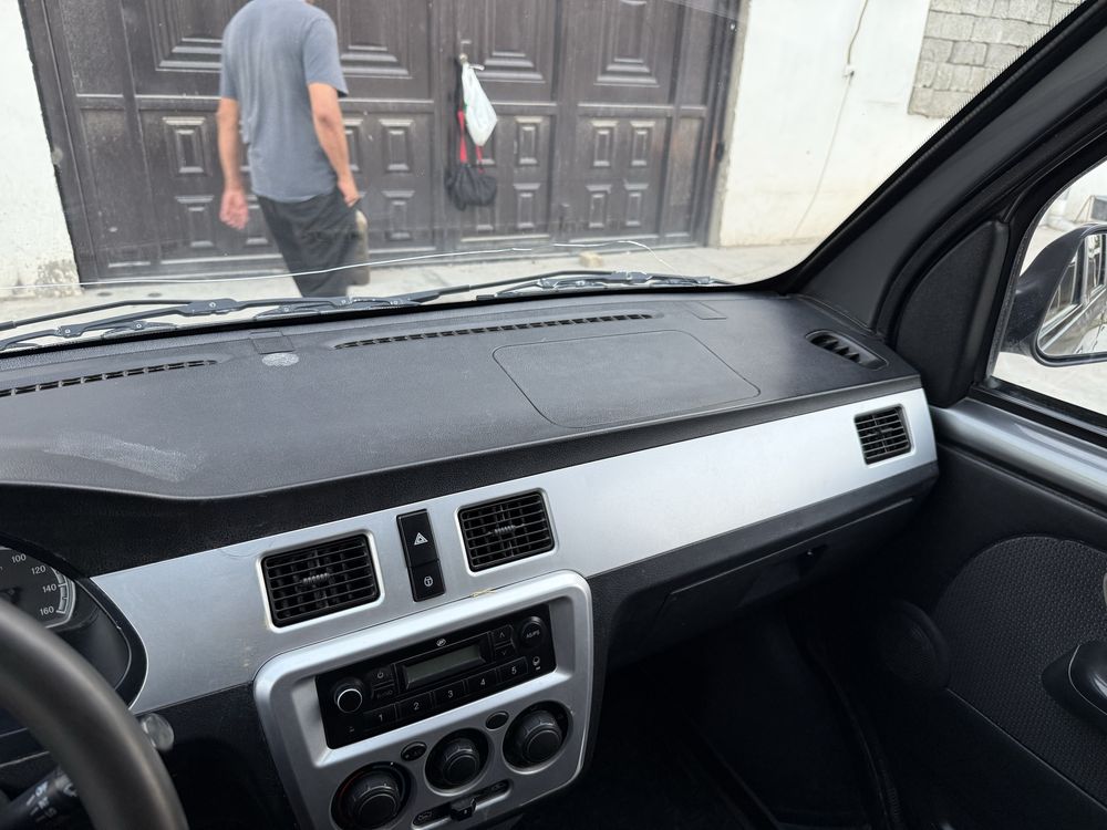 марка автомобил lifan
