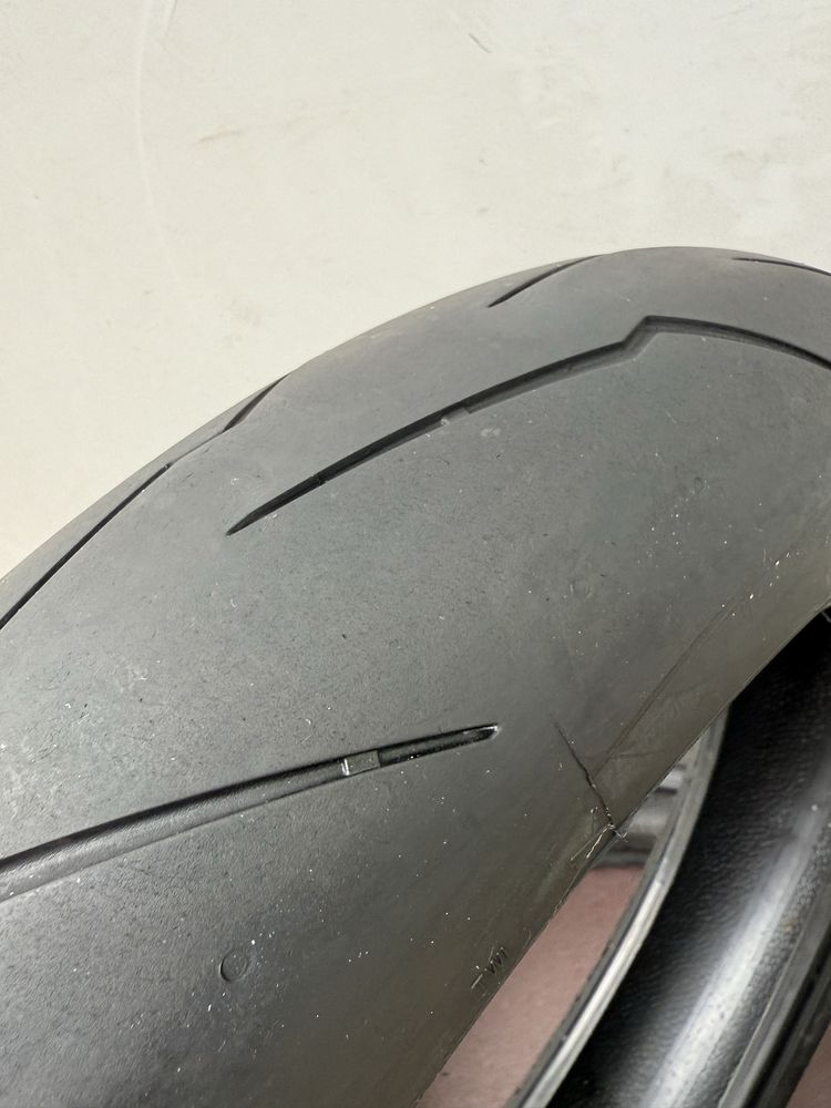 120/70/17 Pirelli supercorsa dot 2023