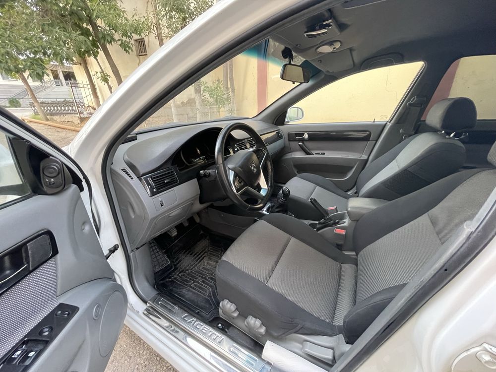 chevrolet lacetti 1.8