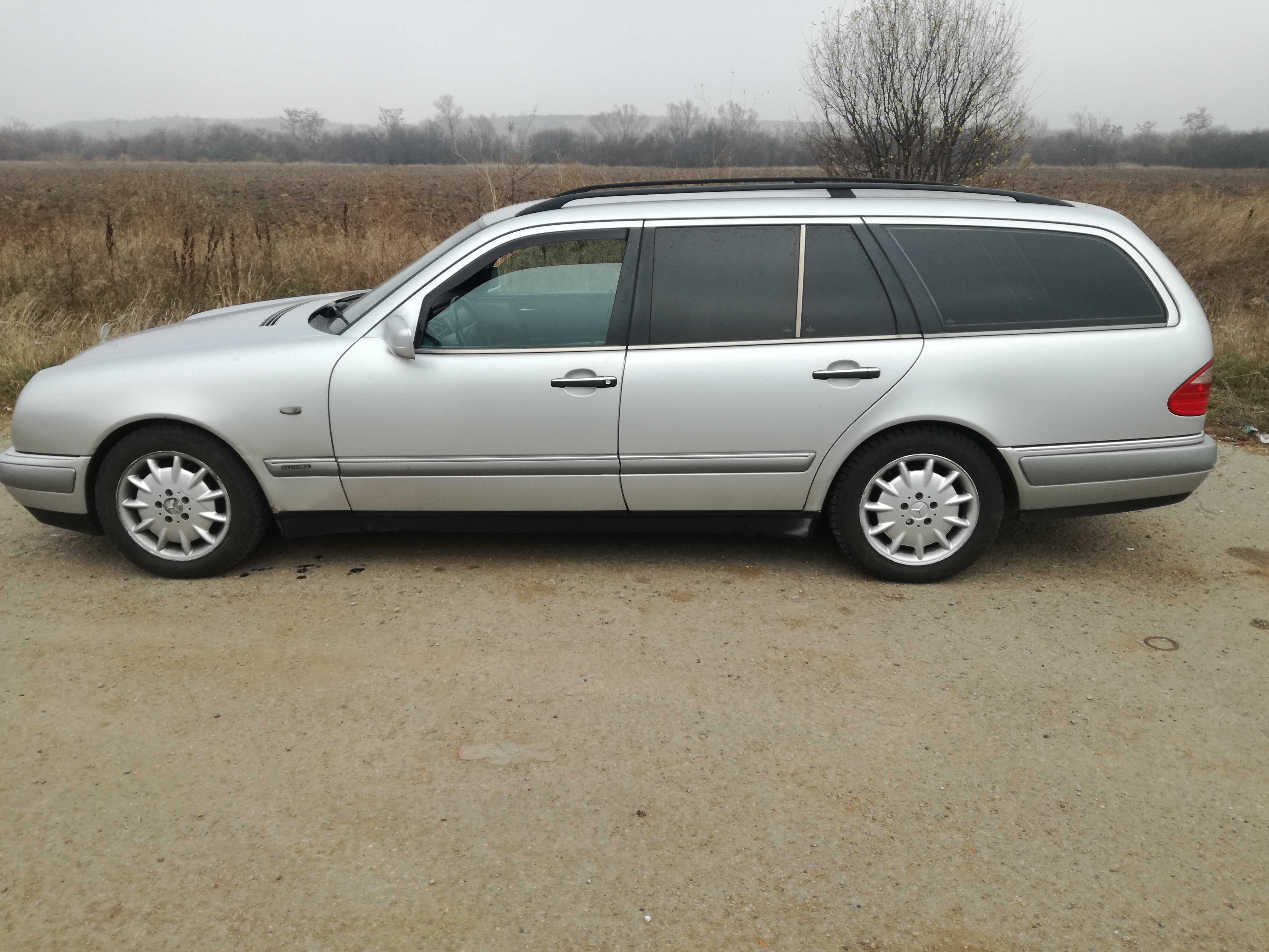 Продавам mercedes E 250 td