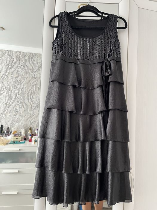 Платье вечернее