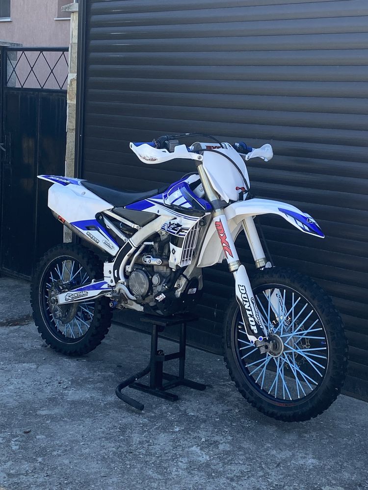 Продавам Yamaha yz 250