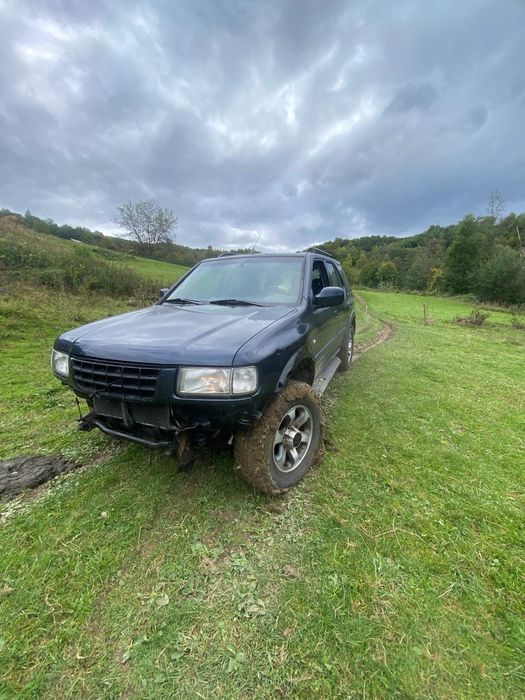 Vând Opel Frontera!