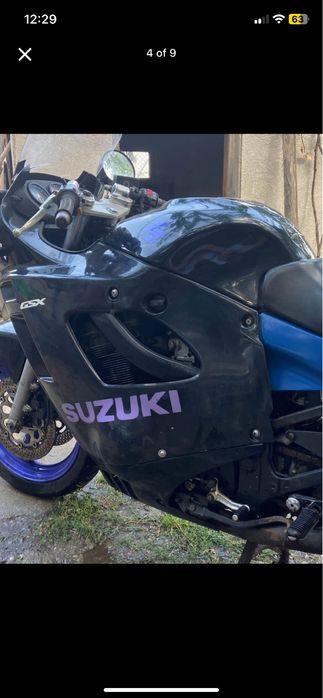 Motocicleta Suzuki GSX600F