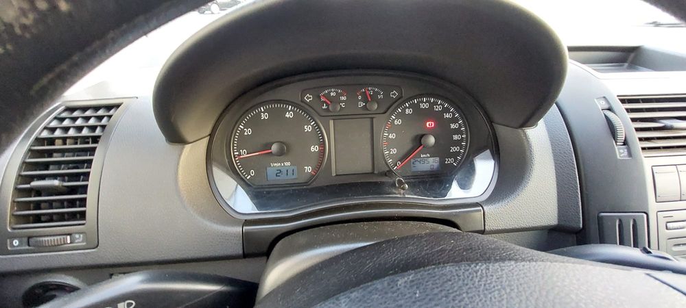 Vând Vw Polo 9n2 Recent Adus Motor 1.2i An 2007 Climatronic