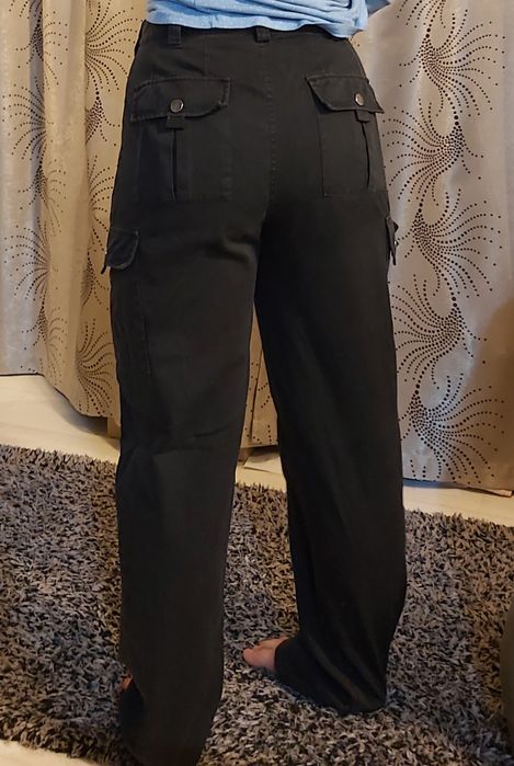 Blugi cargo marimea 40