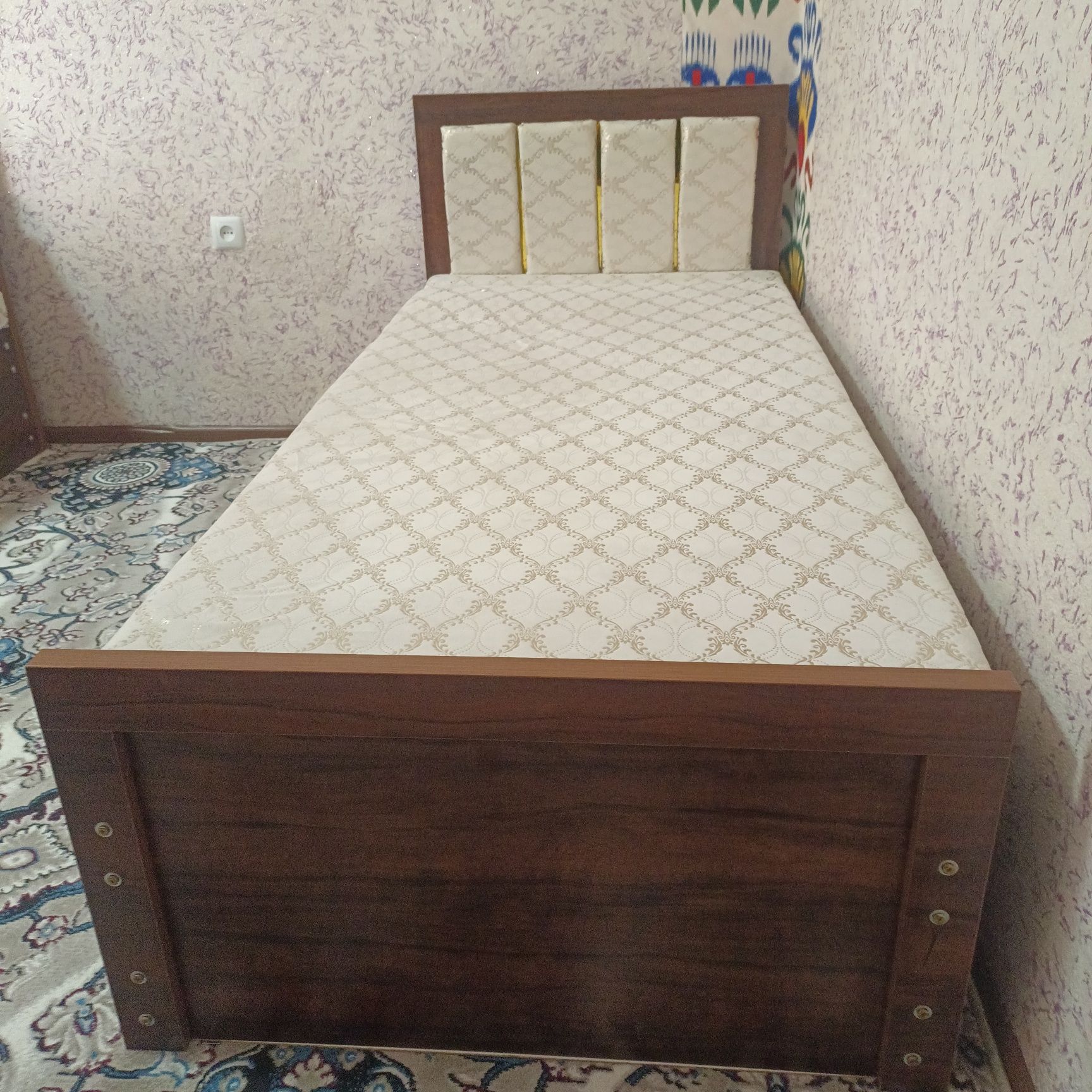 Кровать Янги сандукли