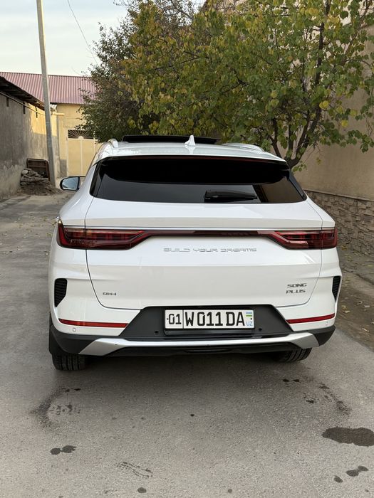 BYD Song Plus DM-i 2-pazitsa
