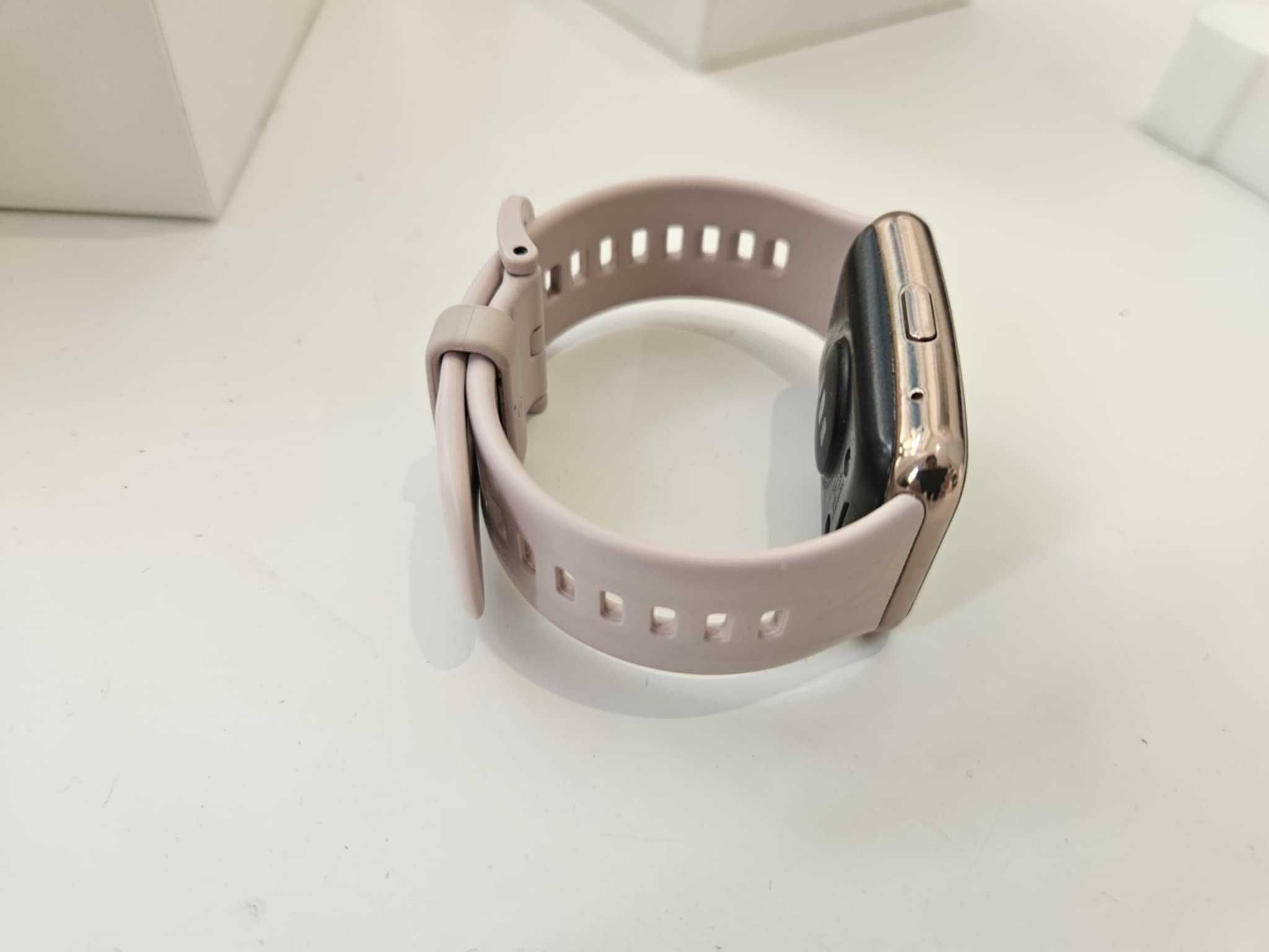 Huawei Watch Fit смарт часовник Smartwatch розов пълен комплект