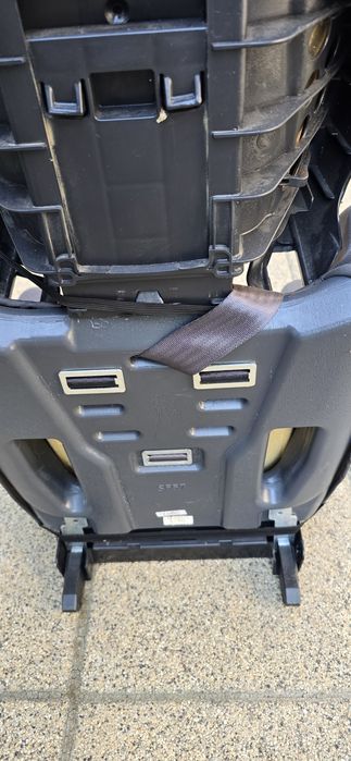 Scaun copil cu isofix