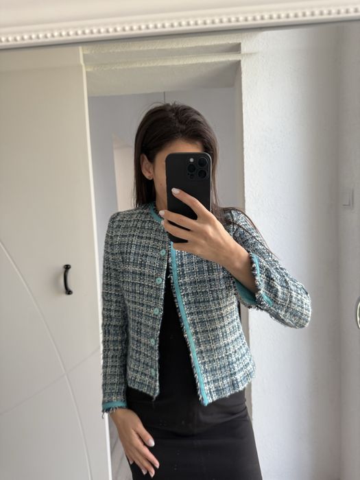 Сако букле късо вталено Елек