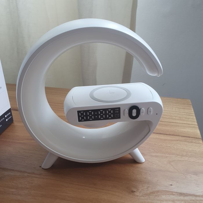 Boxa Mica bluetooth G63 cu Statie incarcare wireless si lampa RGB