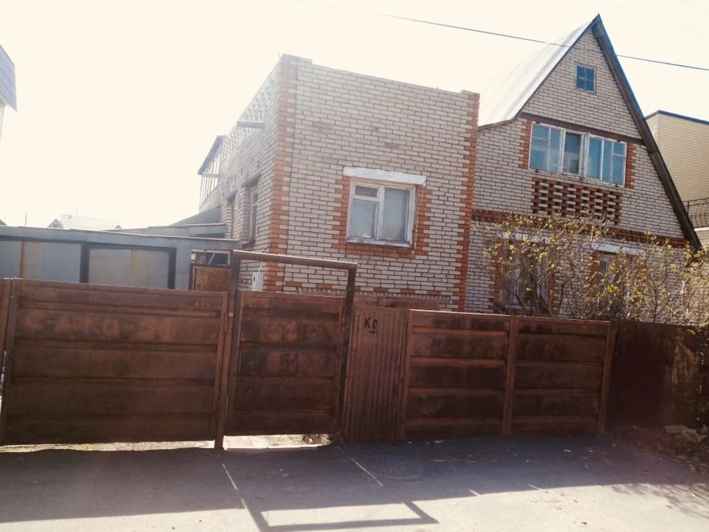 Продам кирпичный дом