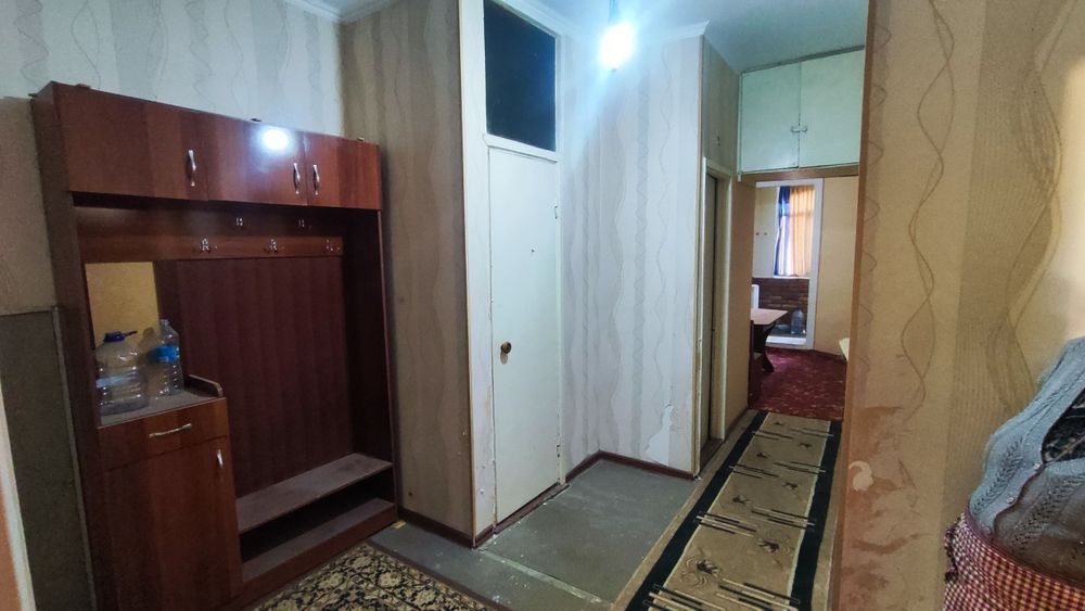 2 хонали 3 каватда жойлашган квартира тезда сотилади