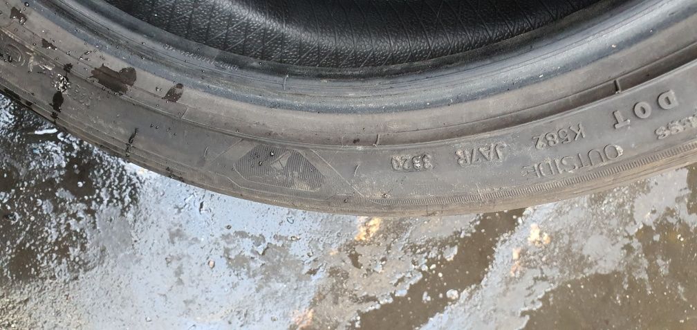 Гуми 2бр 225/45/19 - 1бр- 135лв