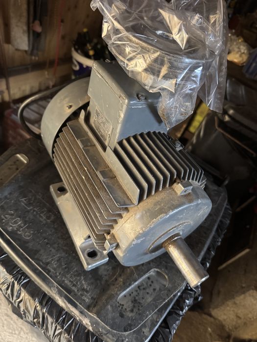 motor electric monofazic si trifazic.
