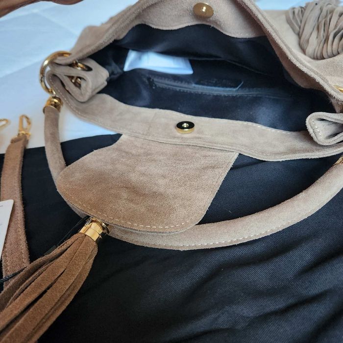 Голяма кожена чанта торба естествен велур кафява camel ресни дръжки