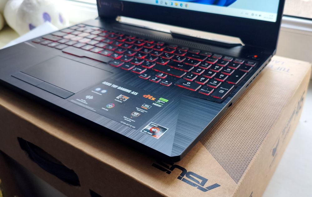 Ноутбук Asus Tuf Gaming Ryzen 5-7