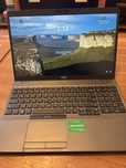Laptop Dell 5500 Intel i5  8265U 15.6",Full HD, 8 gb ram ; ssd 256 gb