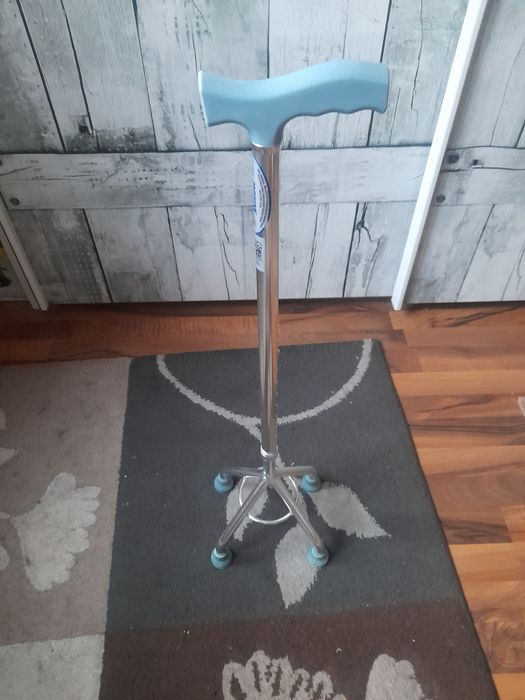 Бастун за възрастни хора.