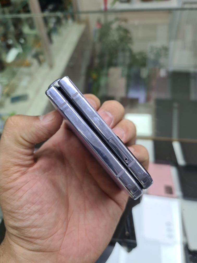 Samsung Flip4 256GB