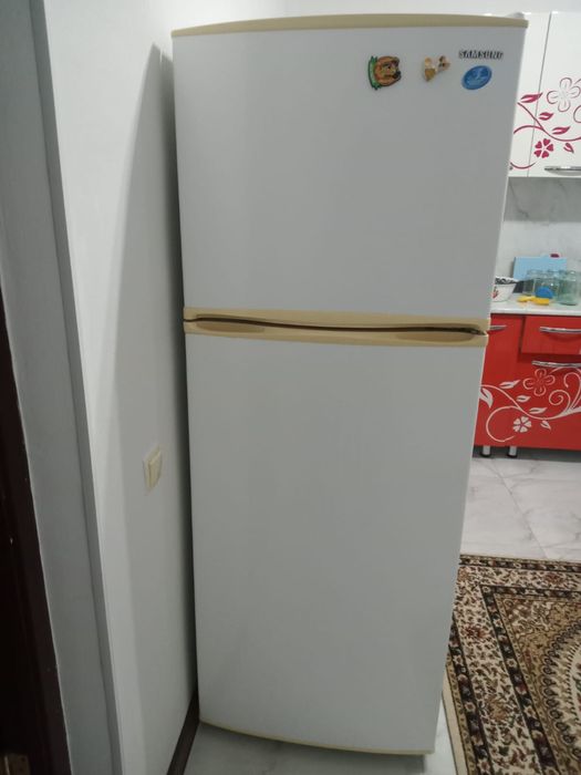 Продам холодильник