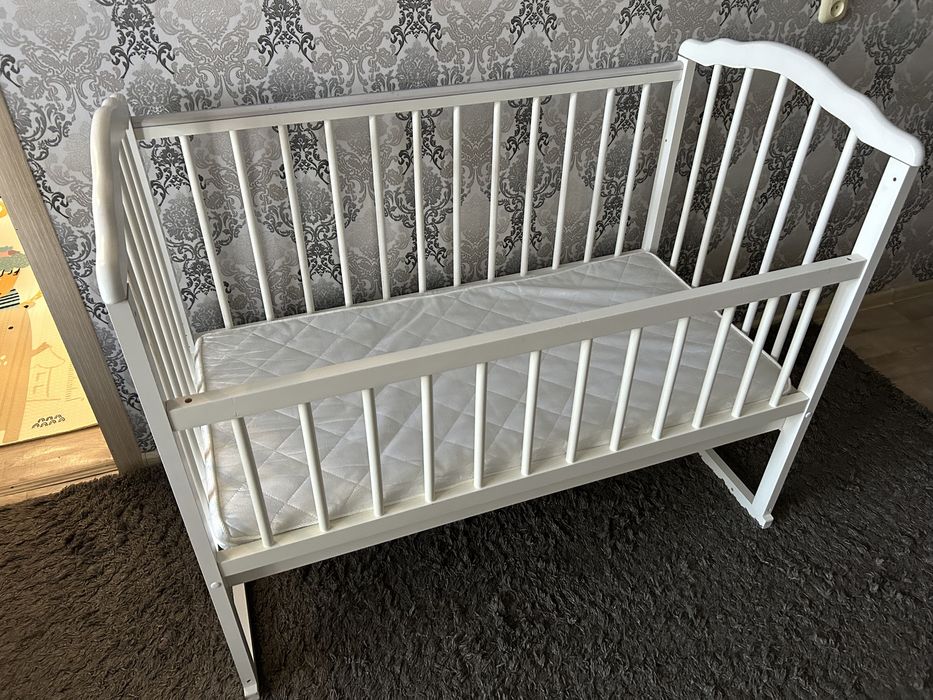 Кроватка - маятник