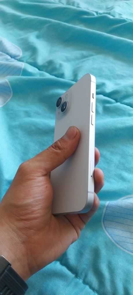 IPhone 15 128gb гаранционен