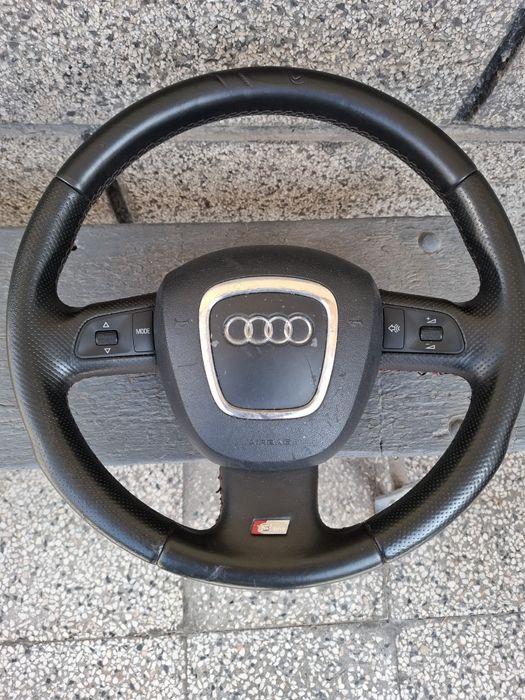 Мулти кожен еслайнов волан с аербег за ауди А4 А5 А6 ку5 ку7 и др.