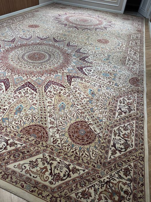 GILAM ideal xolatda SOTILADI 7m x 4m