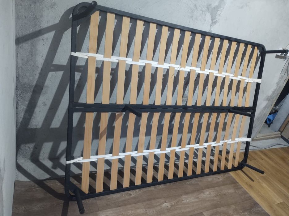 Somiera pat 140 x 200 rezistenta cu 6 picioare