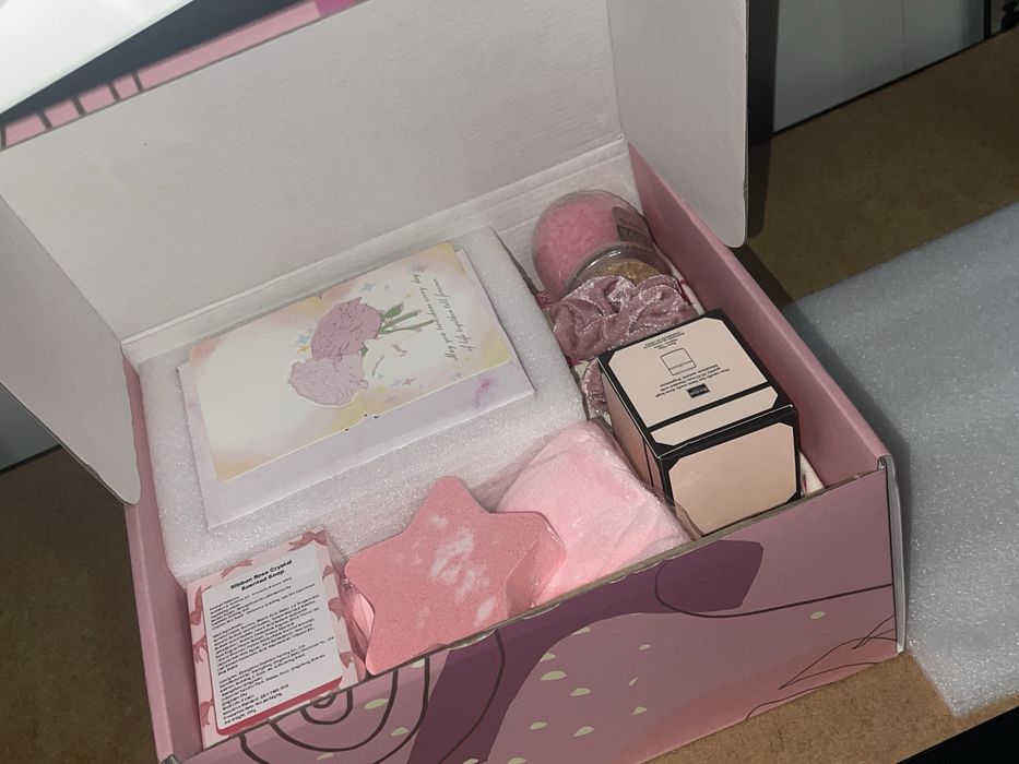 Cutie cadou pentru femei