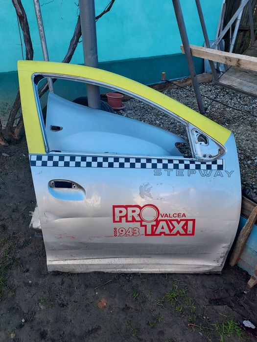 Vand ușii dreapta și aripă stepway 2013