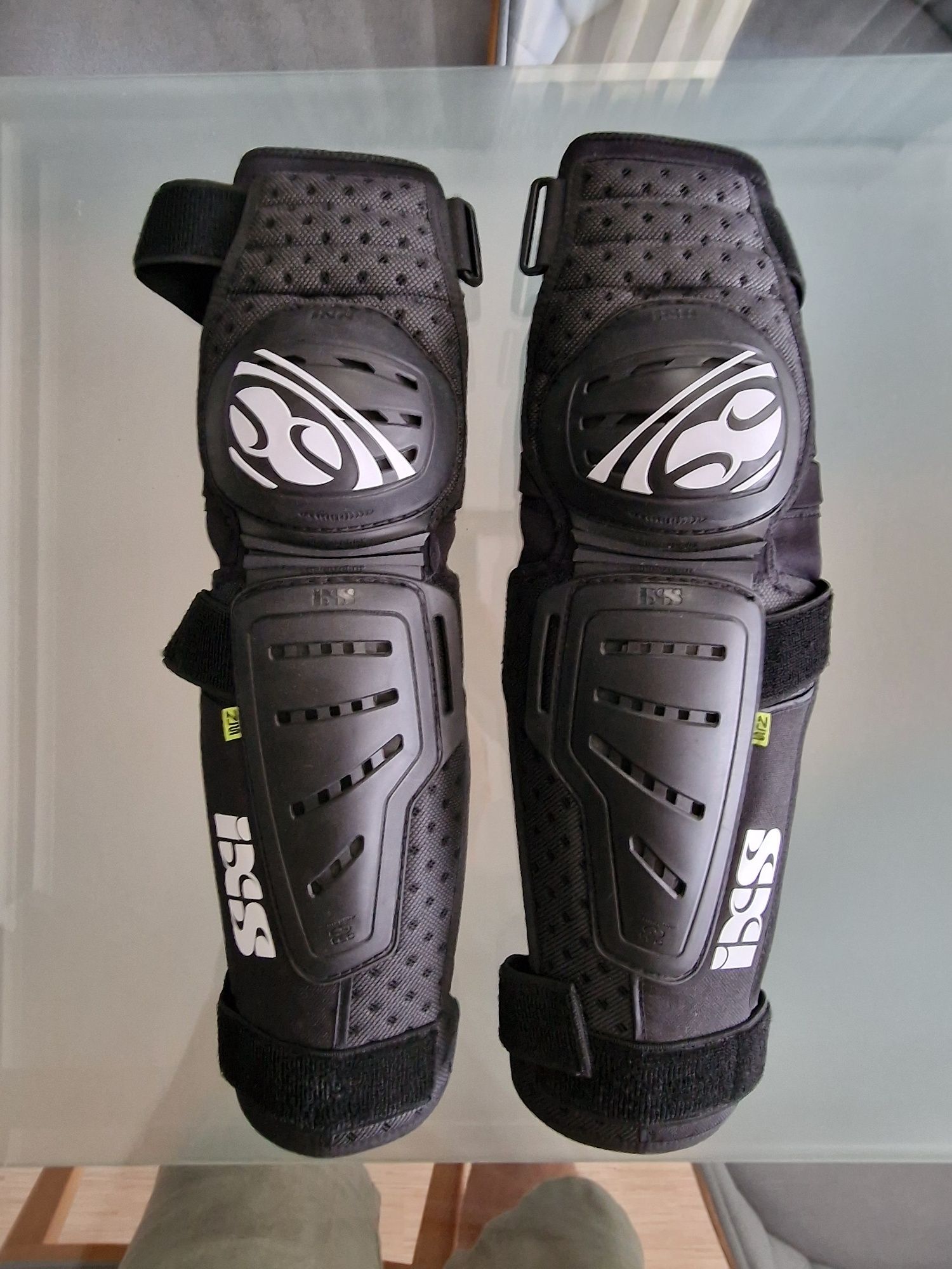 Наколенки IXS Cleaver knee
