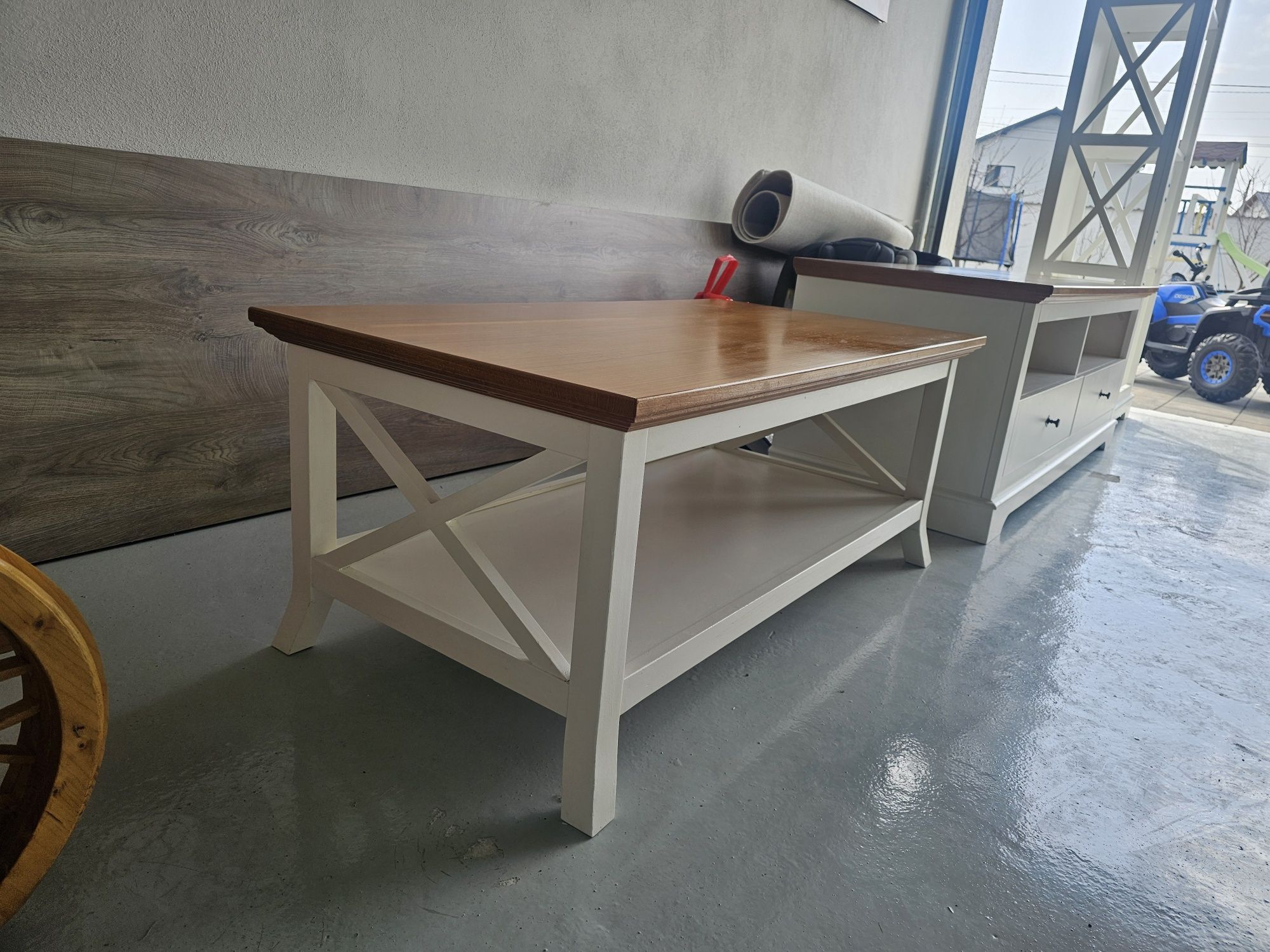 Mobila living Elizabeth Mobexpert la jumatate de pret