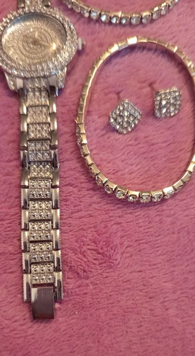 Set bijuterii argintiu