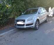 Vand Audi Q7 an 2007 cu 7 locuri.