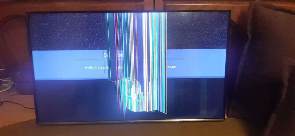 Vand televizor Smart Samsung display spart