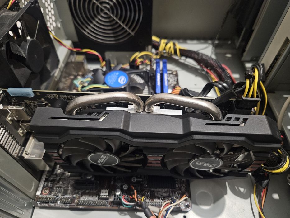 Pc gaming i5 4440 r9 270x