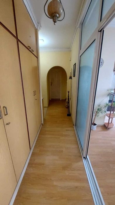 Продава се Тристаен апартамент в Хасково, Дружба 1 - 96 кв.м за 675 €/кв.м - Снимка #11