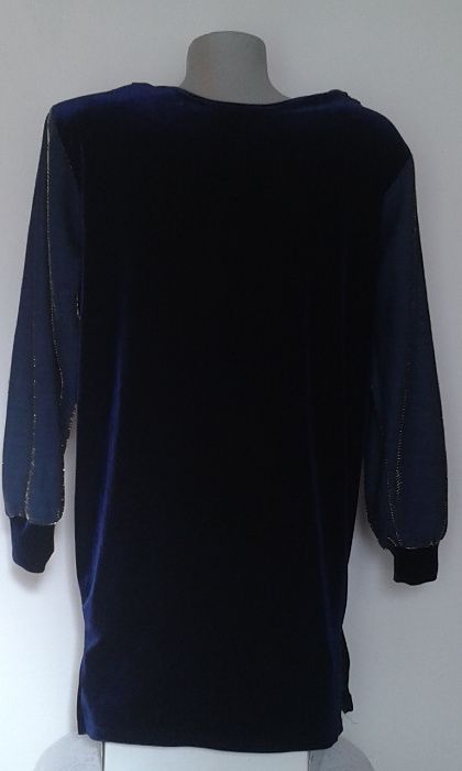 Красива дамска блуза