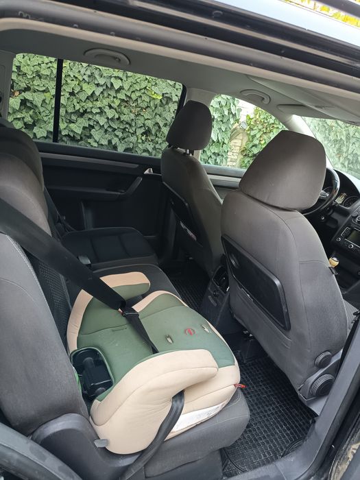 Vw Touran model 2011