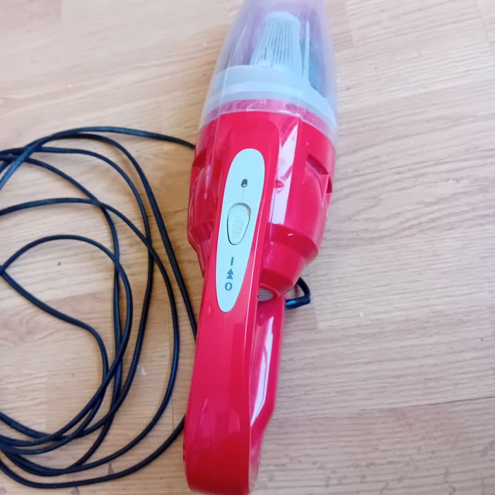 Прахосмукачка малка