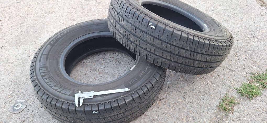 Продавам Michelin Agilis 225/75 R16 C