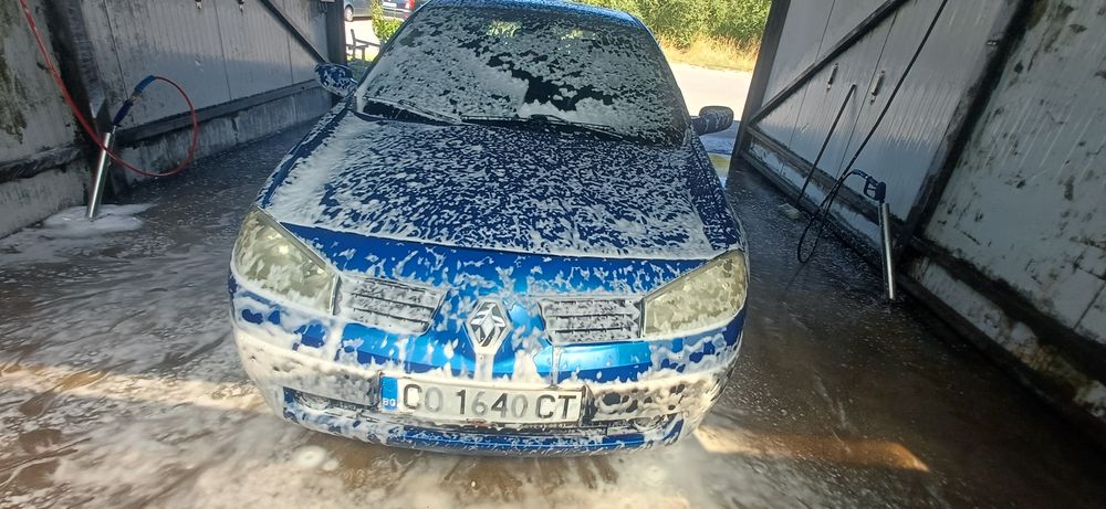 Продавам рено меган 2 2003г 1.5 DCI 82 к.с
