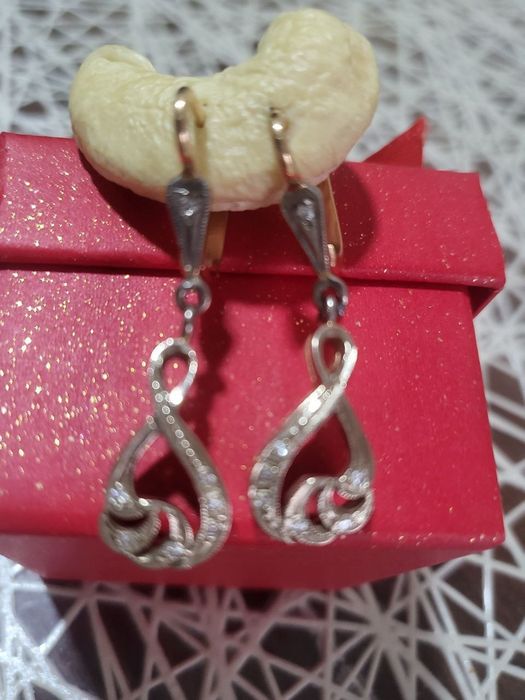 Серьги бриллиантовые